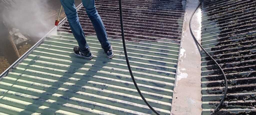 High Pressure Roof Cleaning